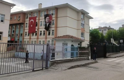 Öğrencinin silah getirdiği okulda “şeffaf poşet” önlemi